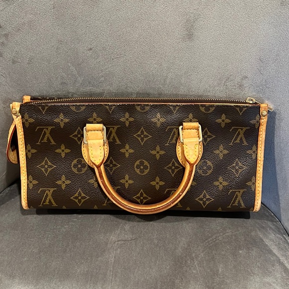 Louis Vuitton purse - Picture 1 of 2